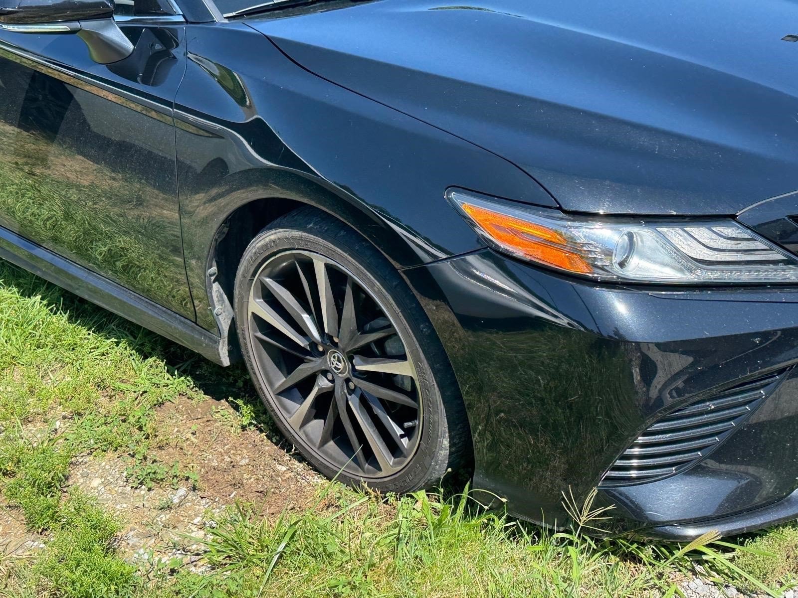 Used 2019 Toyota Camry XSE FWD image 10