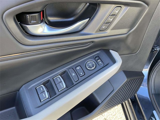 Used 2023 Honda Accord EX-L image 18