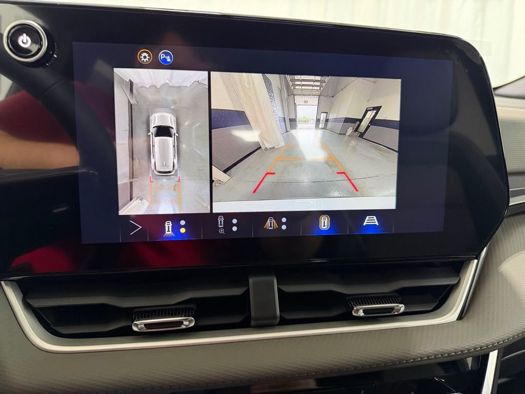 New 2026 Chevrolet Equinox LT FWD image 19
