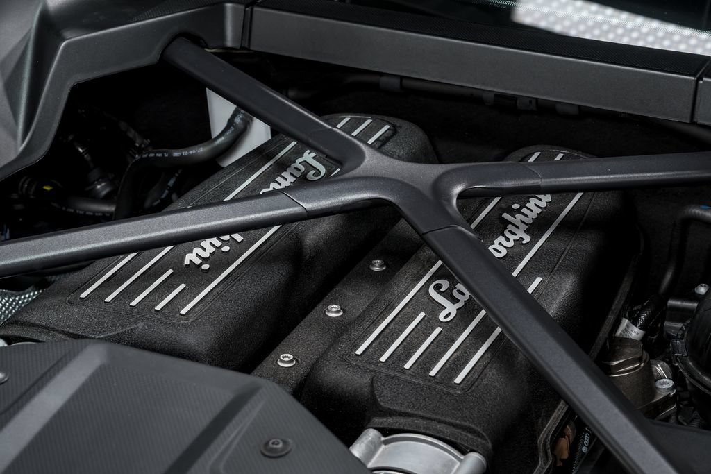 Used 2022 Lamborghini Huracan EVO AWD/4WD image 55