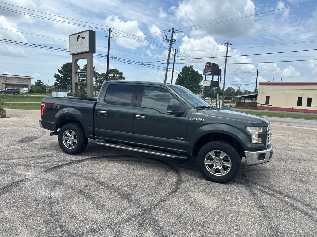 Used 2015 Ford F150 XLT w/ Equipment Group 302A Luxury AWD/4WD image 17