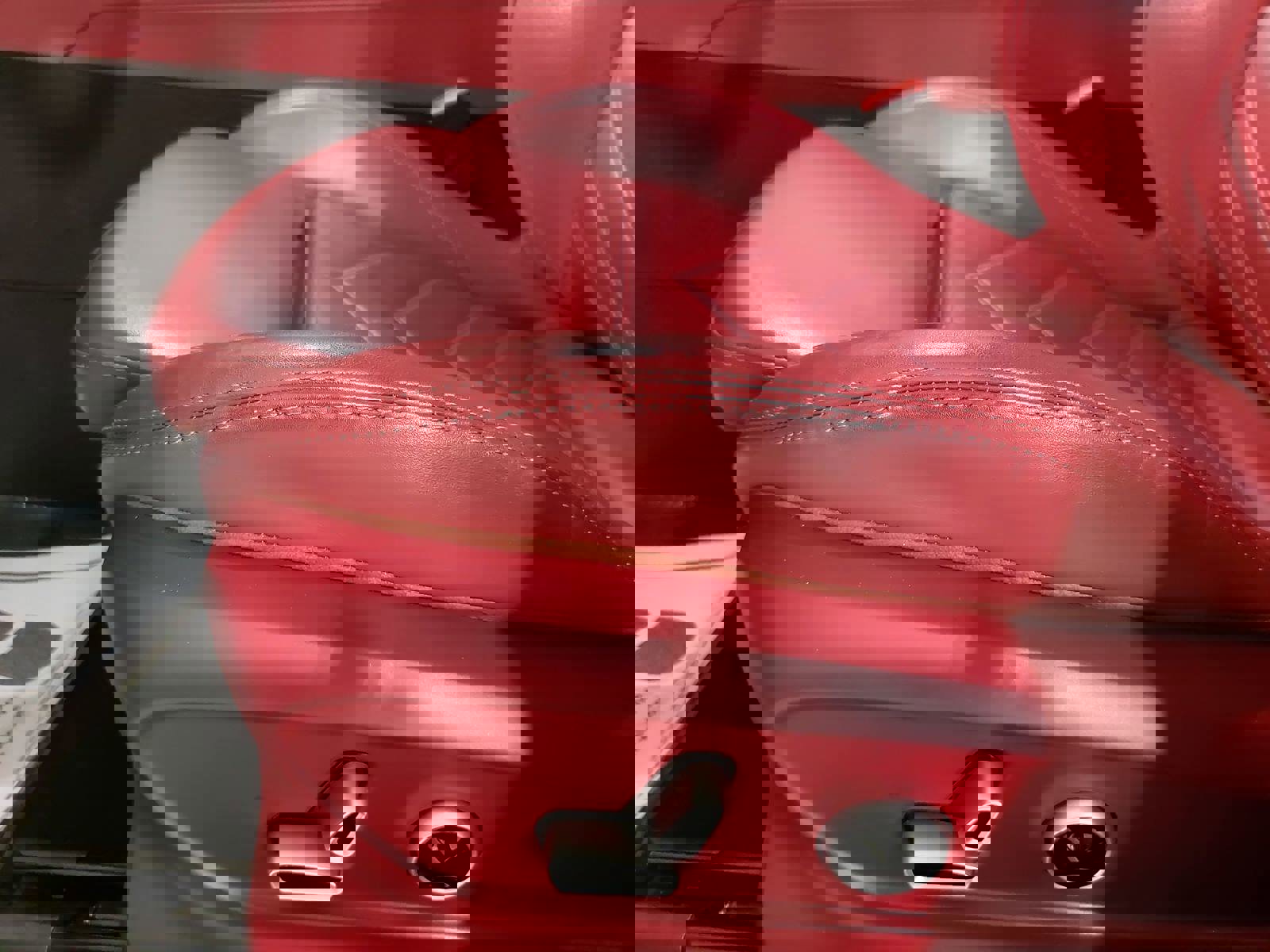 Used 2023 Maserati Grecale Modena image 31