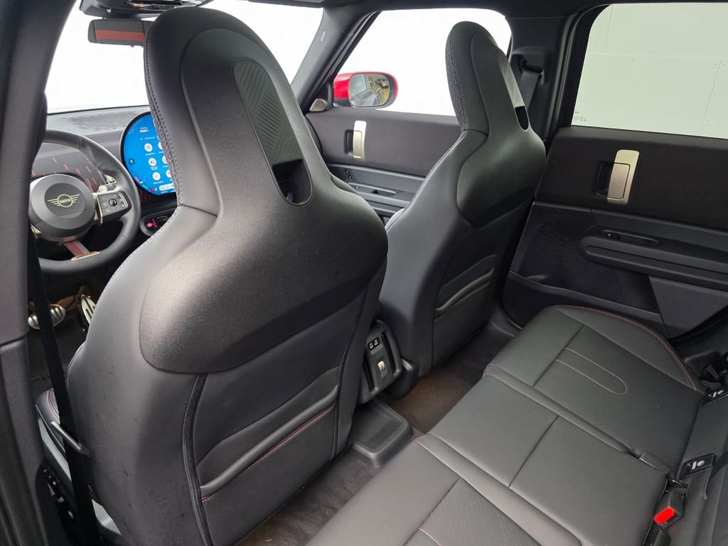 Used 2025 MINI Cooper Countryman John Cooper Works image 15