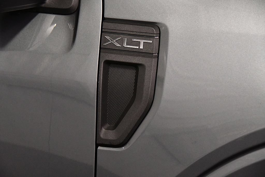Used 2022 Ford Maverick XLT w/ XLT Luxury Package FWD image 9