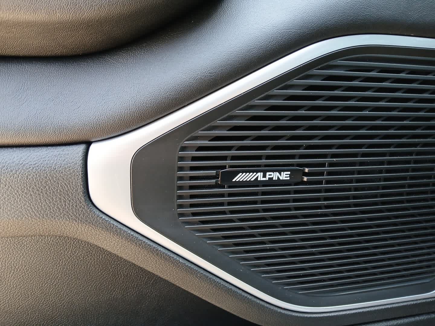 Used 2024 Jeep Wagoneer 4WD image 14