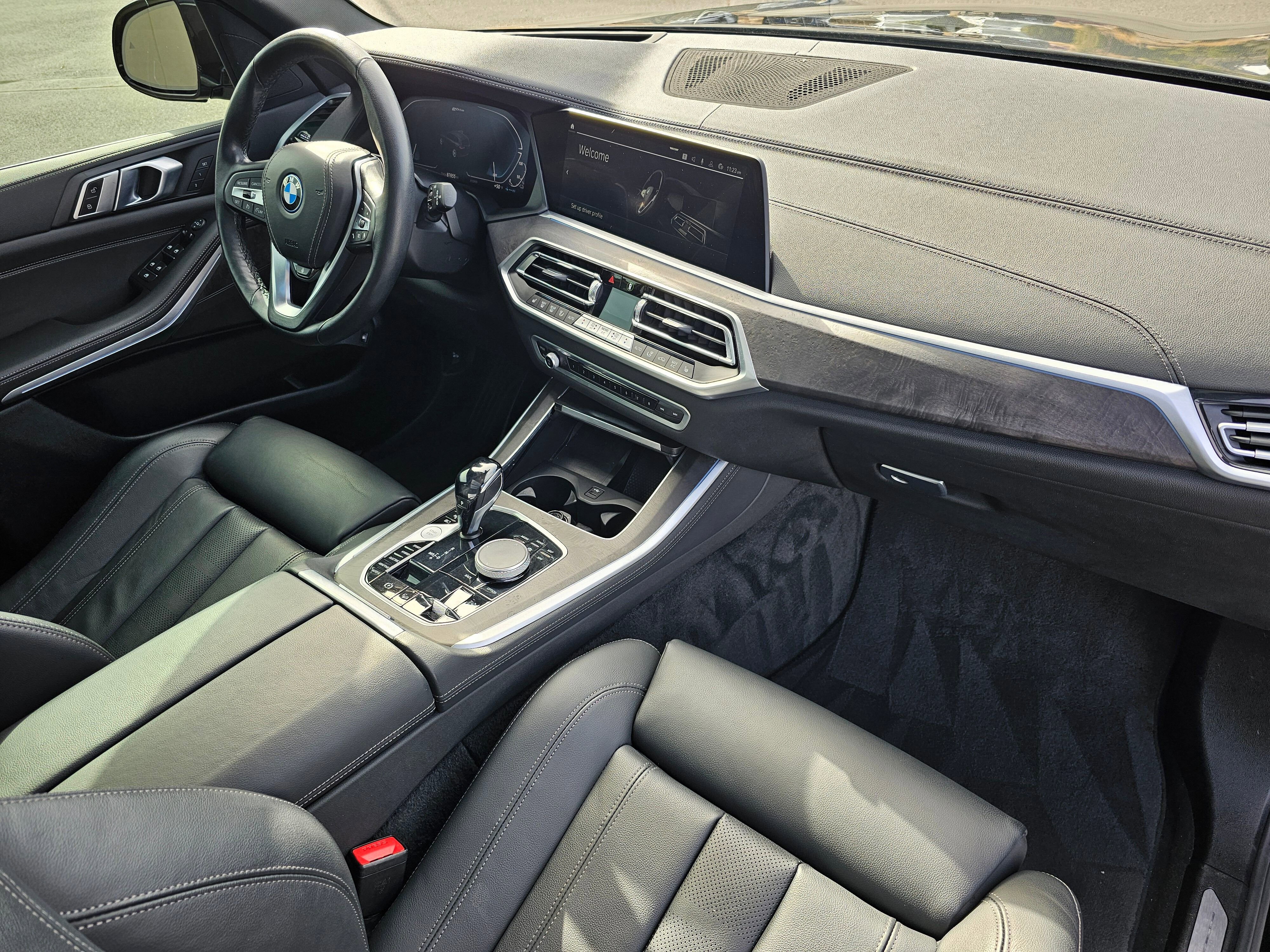 Used 2022 BMW X5 xDrive45e w/ Premium Package image 16