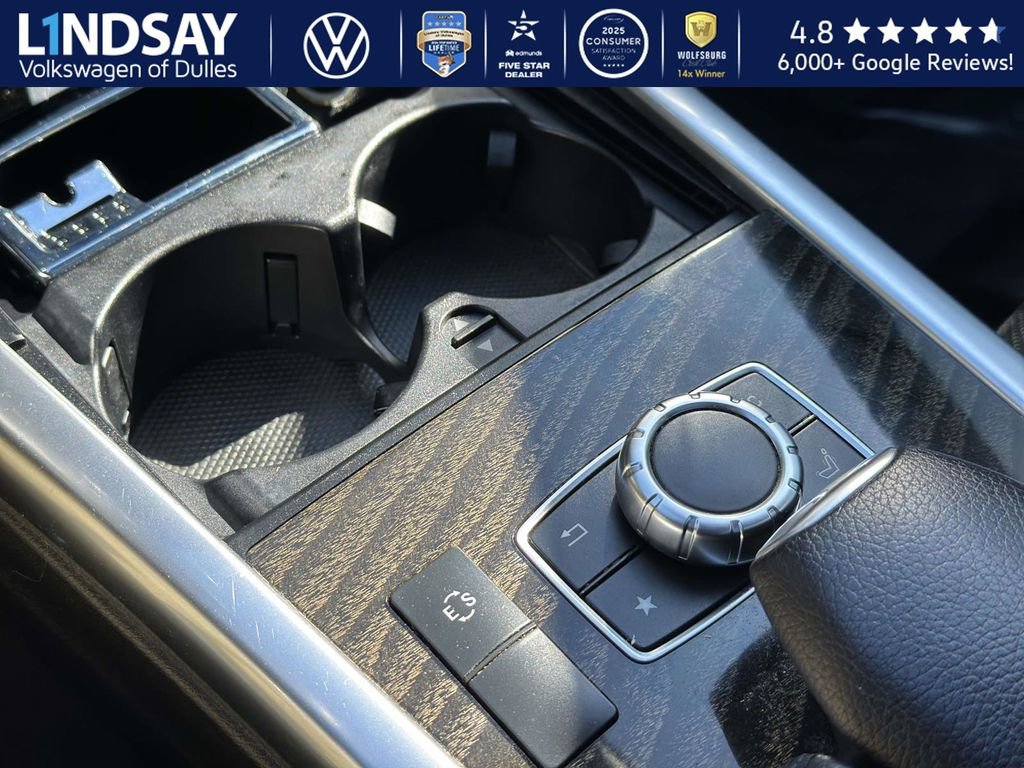 Used 2016 Mercedes-Benz E 400 4MATIC Sedan image 18