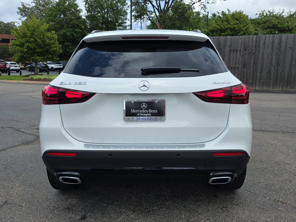 New 2026 Mercedes-Benz GLA 250 4MATIC image 4
