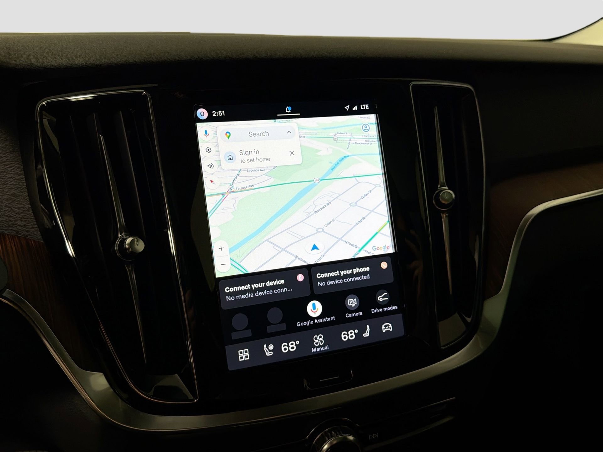 New 2026 Volvo V60 B5 Cross Country Plus w/ Protection Package Premier image 11