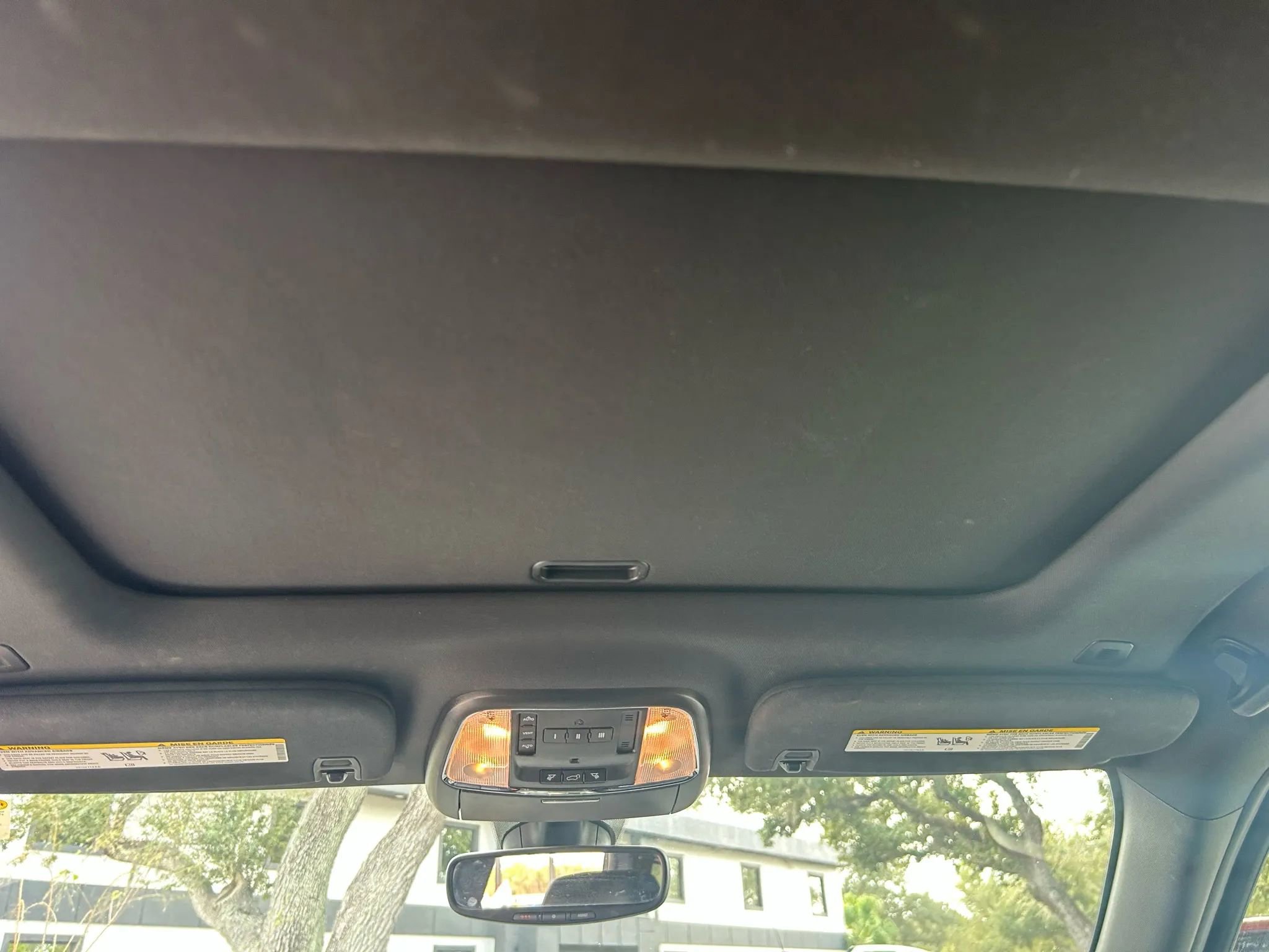 Used 2017 Jeep Grand Cherokee Limited image 14