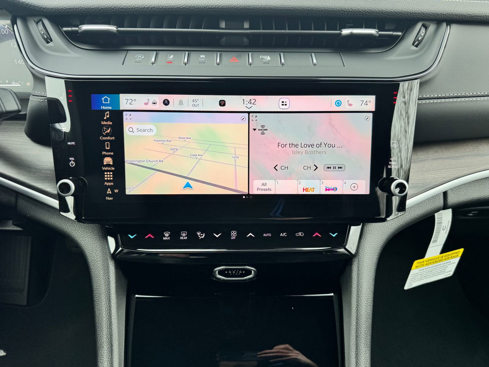 New 2026 Jeep Grand Cherokee Laredo image 18