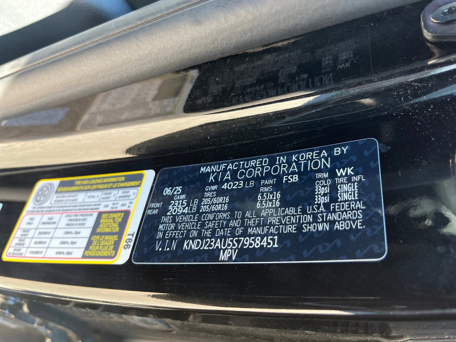 Used 2025 Kia Soul LX image 25