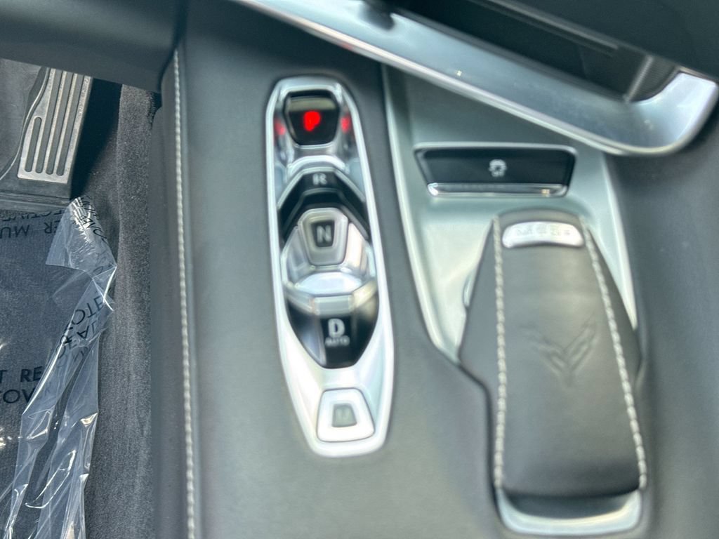 Used 2025 Chevrolet Corvette Z06 RWD image 23