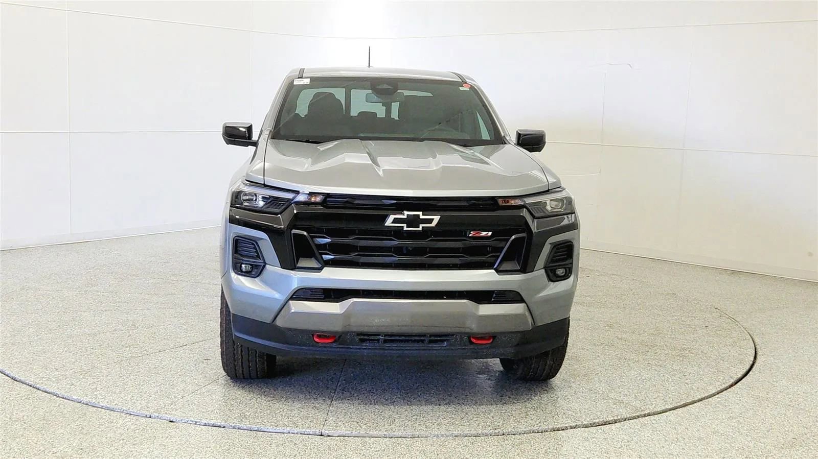 New 2026 Chevrolet Colorado Z71 w/ Technology Package AWD/4WD image 2