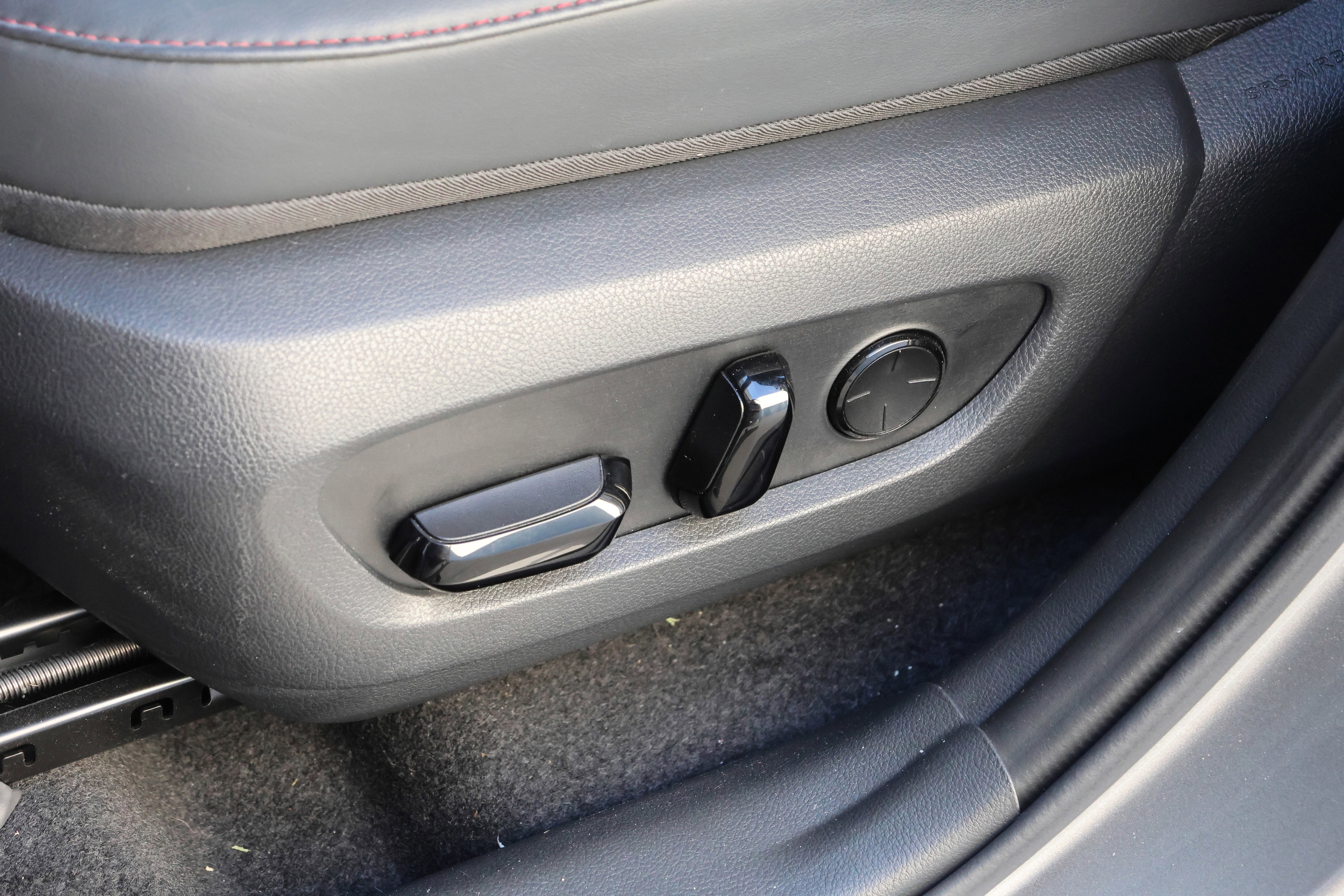 Used 2024 Lexus NX 300h AWD w/ Luxury Package image 36