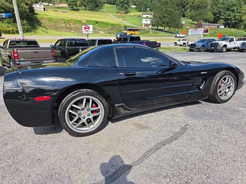 Used 2003 Chevrolet Corvette Z06 w/ Memory Package, 3 Drivers RWD image 5