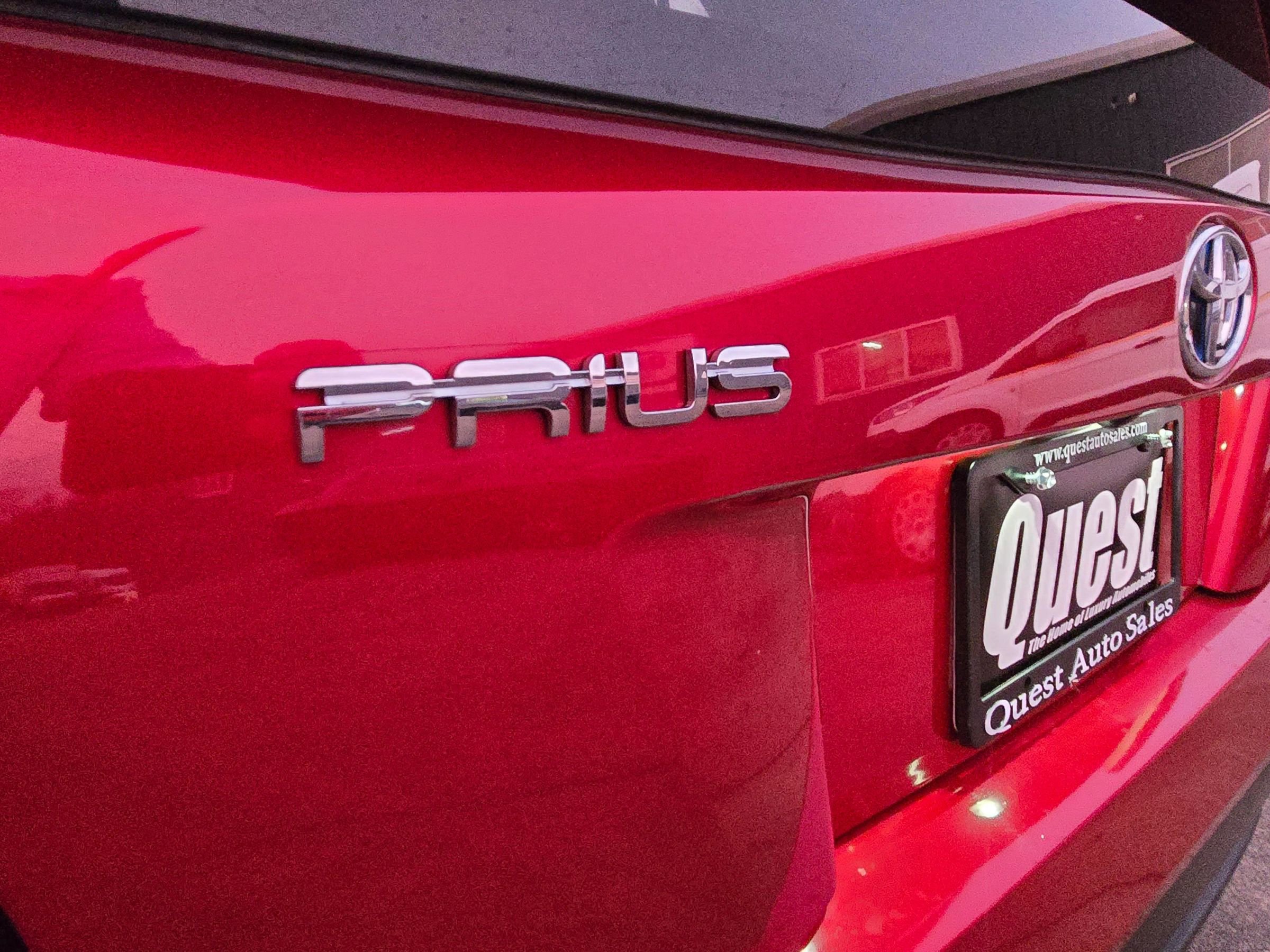 Used 2017 Toyota Prius Three image 25