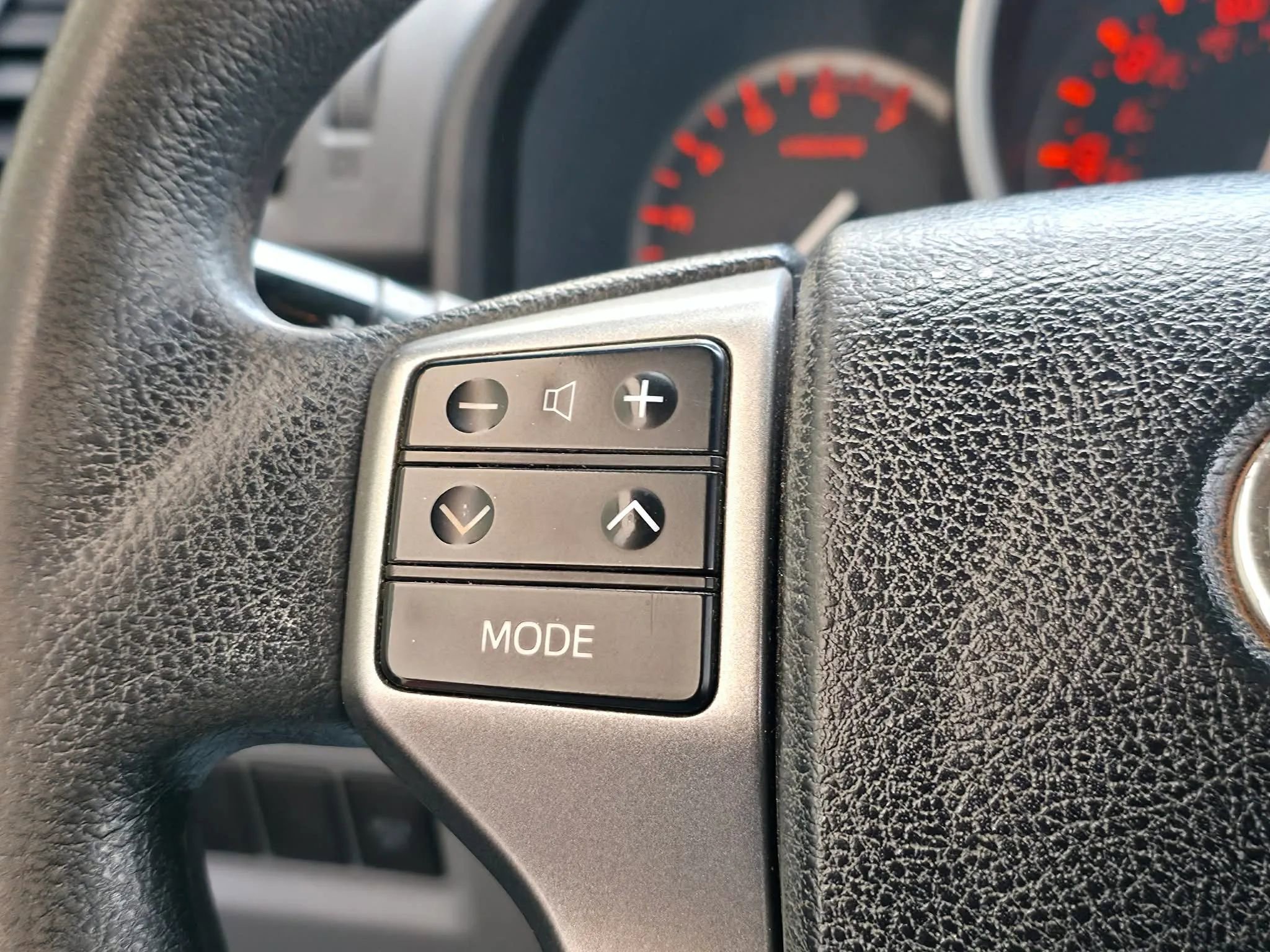 Used 2012 Toyota 4Runner SR5 image 17