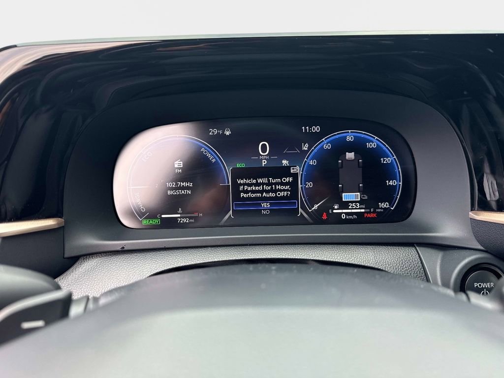 Used 2023 Toyota Crown Platinum image 24