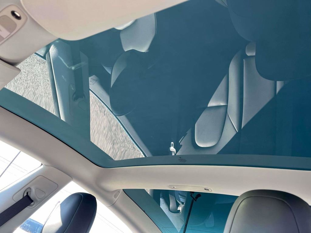 Used 2018 Tesla Model 3 Long Range image 22