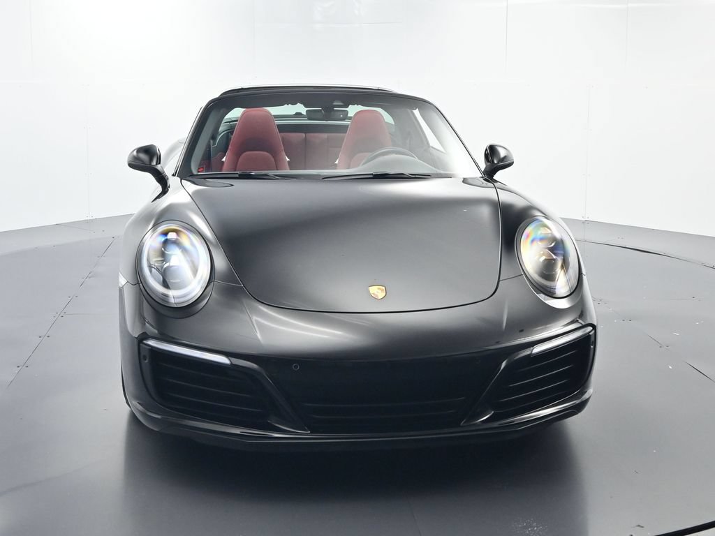 Certified 2019 Porsche 911 Targa 4 AWD/4WD image 18