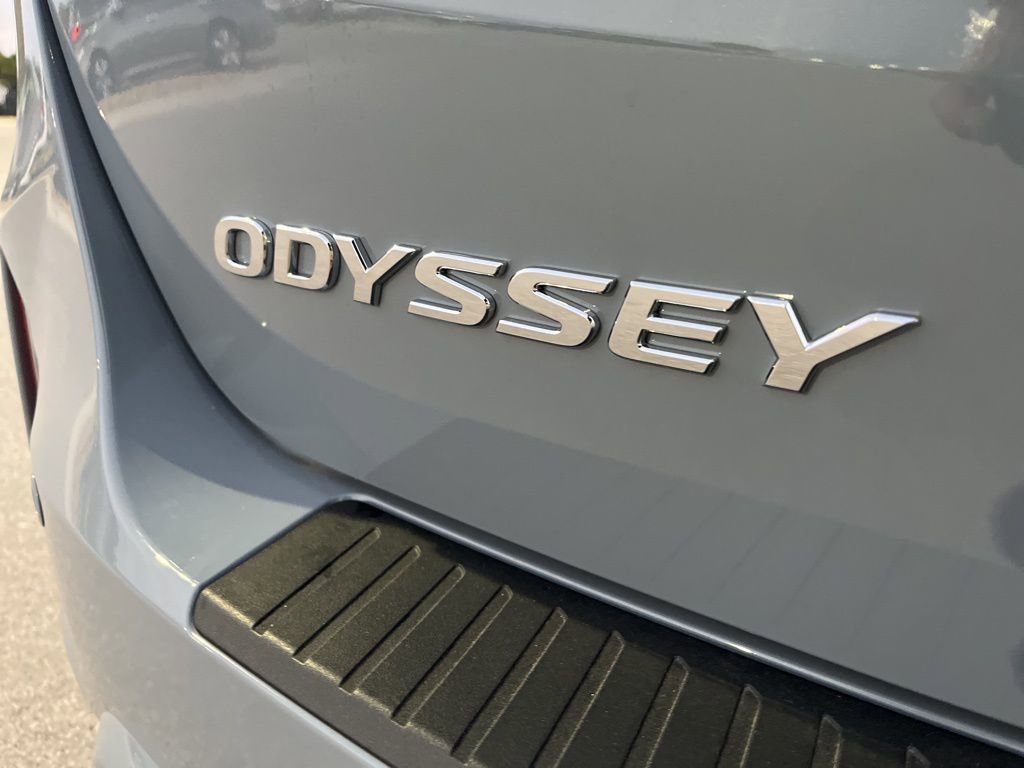 Certified 2026 Honda Odyssey Touring image 8