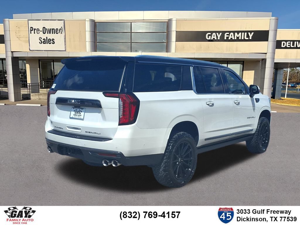 Used 2023 GMC Yukon XL Denali Ultimate AWD/4WD image 2