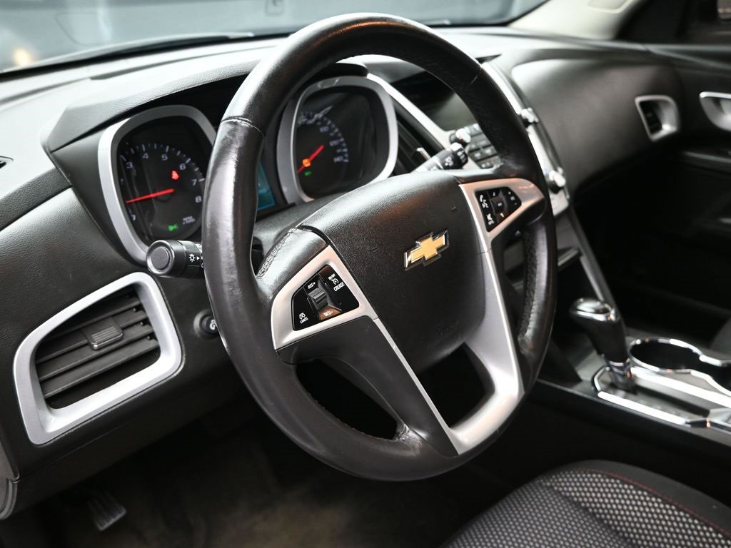 Used 2017 Chevrolet Equinox LT w/ Convenience Package image 12