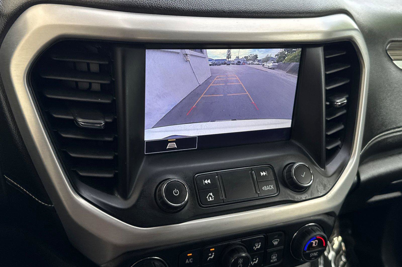 Used 2023 GMC Acadia SLT image 22