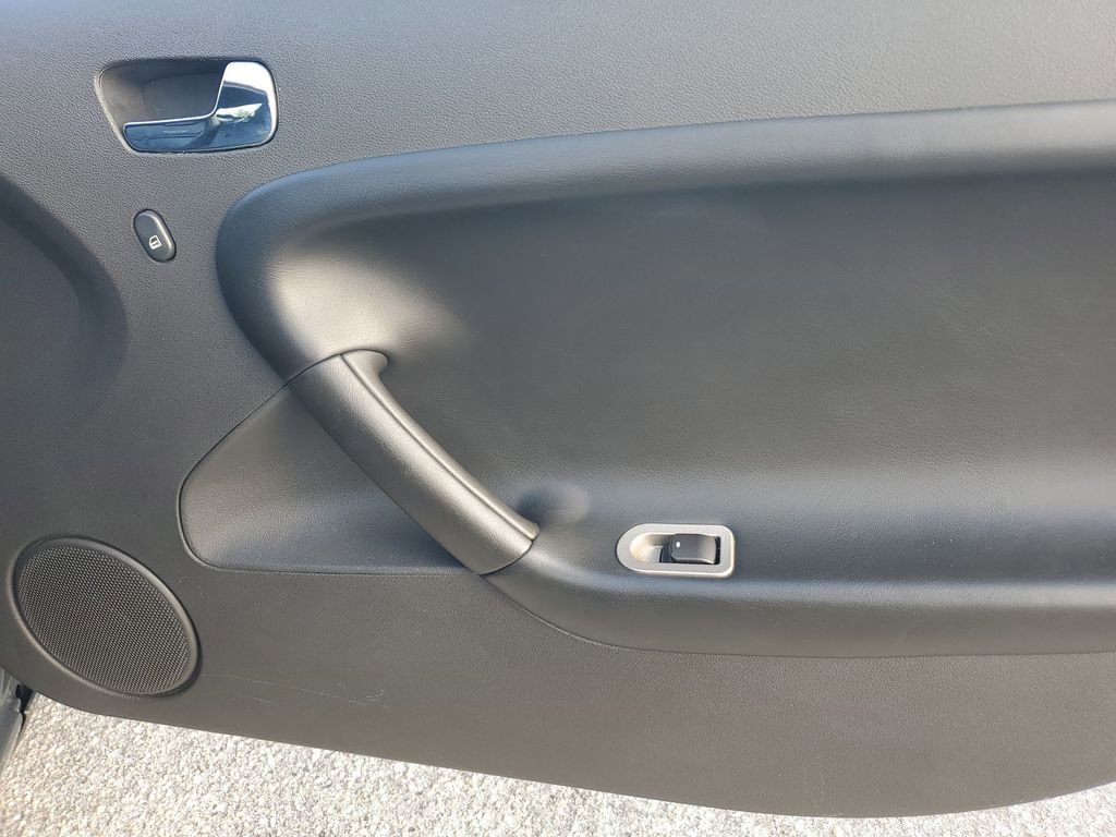 Used 2008 Pontiac Solstice GXP w/ Premium Package image 37