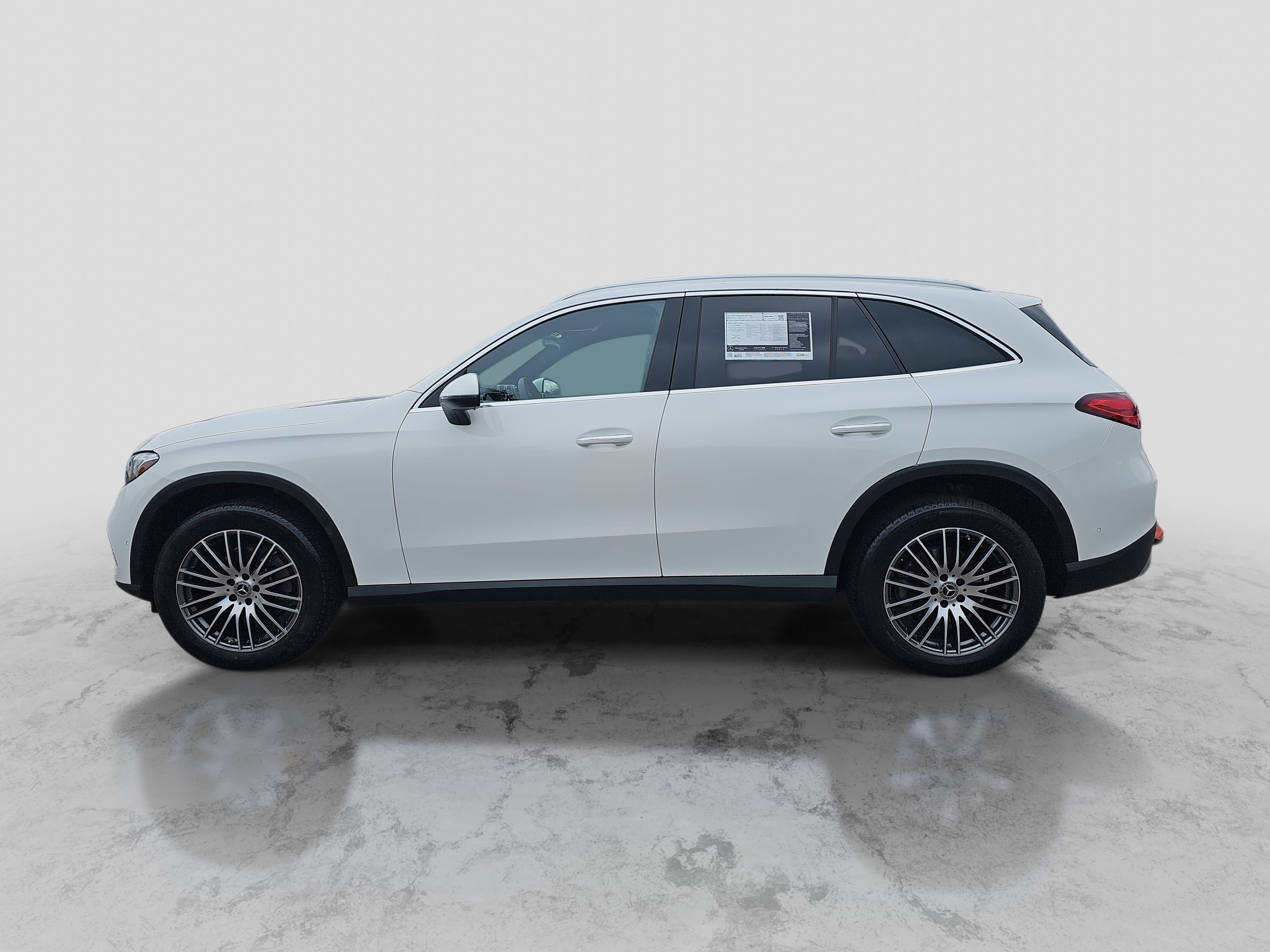 Certified 2026 Mercedes-Benz GLC 300 GLC 300 image 9