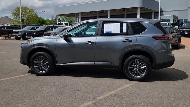 Used 2024 Nissan Rogue S AWD/4WD image 23