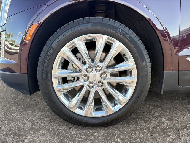 Used 2018 Cadillac XT5 Platinum AWD/4WD image 14