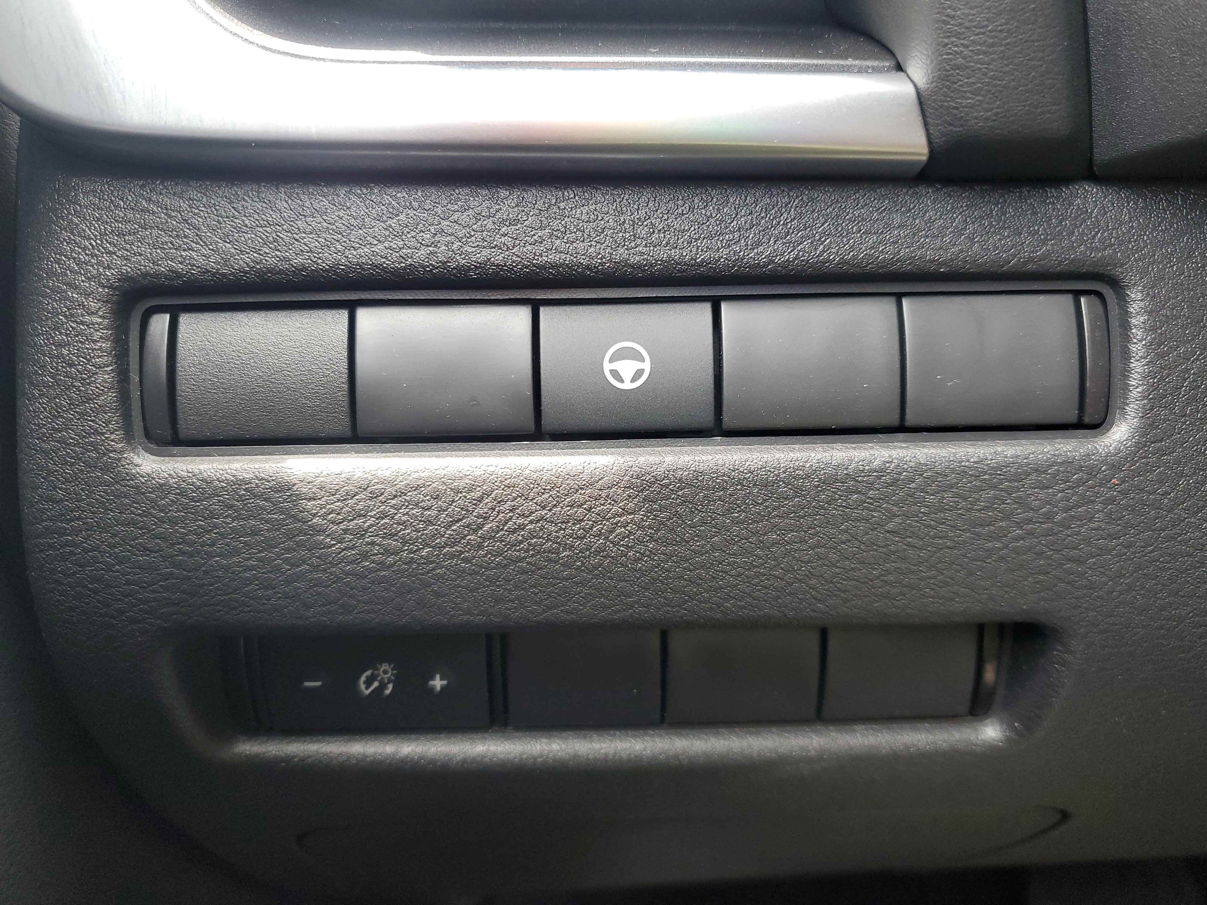 Certified 2021 Nissan Rogue SV image 27