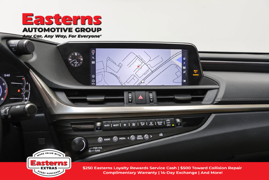Used 2020 Lexus ES 350 w/ Accessory Package FWD image 13