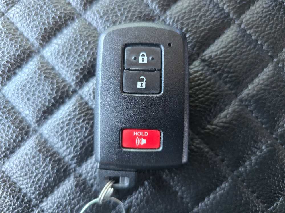 Used 2020 Toyota 4Runner Venture w/ Moonroof Package AWD/4WD image 21