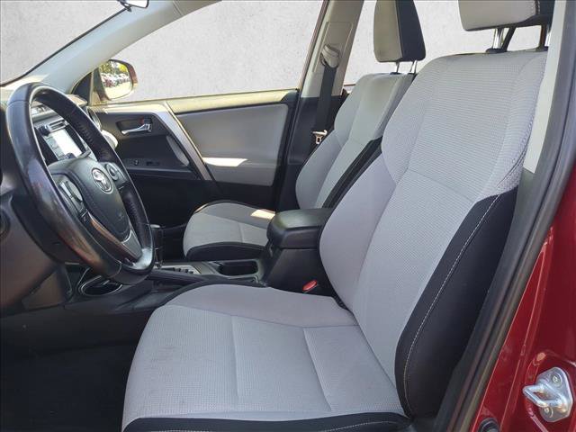 Used 2018 Toyota RAV4 XLE w/ Plus Extra Value Package FWD image 14