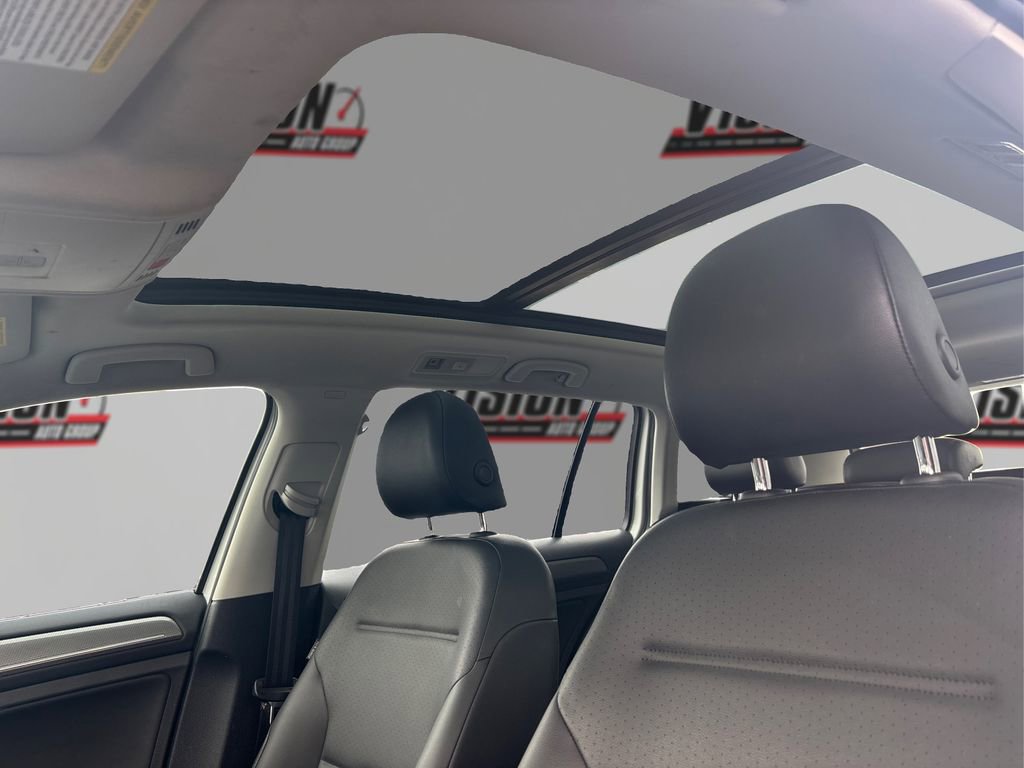 Used 2018 Volkswagen Golf Alltrack SE image 18