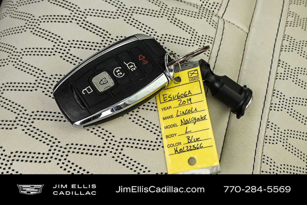 Used 2019 Lincoln Navigator L Black Label image 38