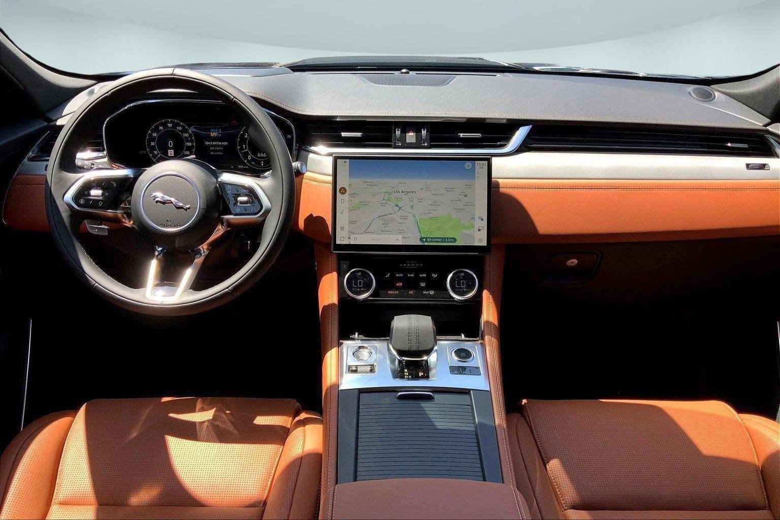 New 2026 Jaguar F-PACE R-Dynamic S AWD/4WD image 6