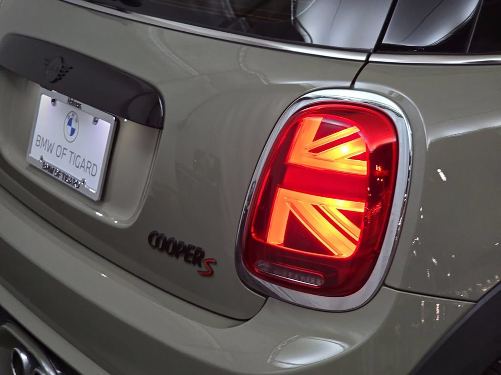 Used 2020 MINI Cooper S w/ Storage Package FWD image 33