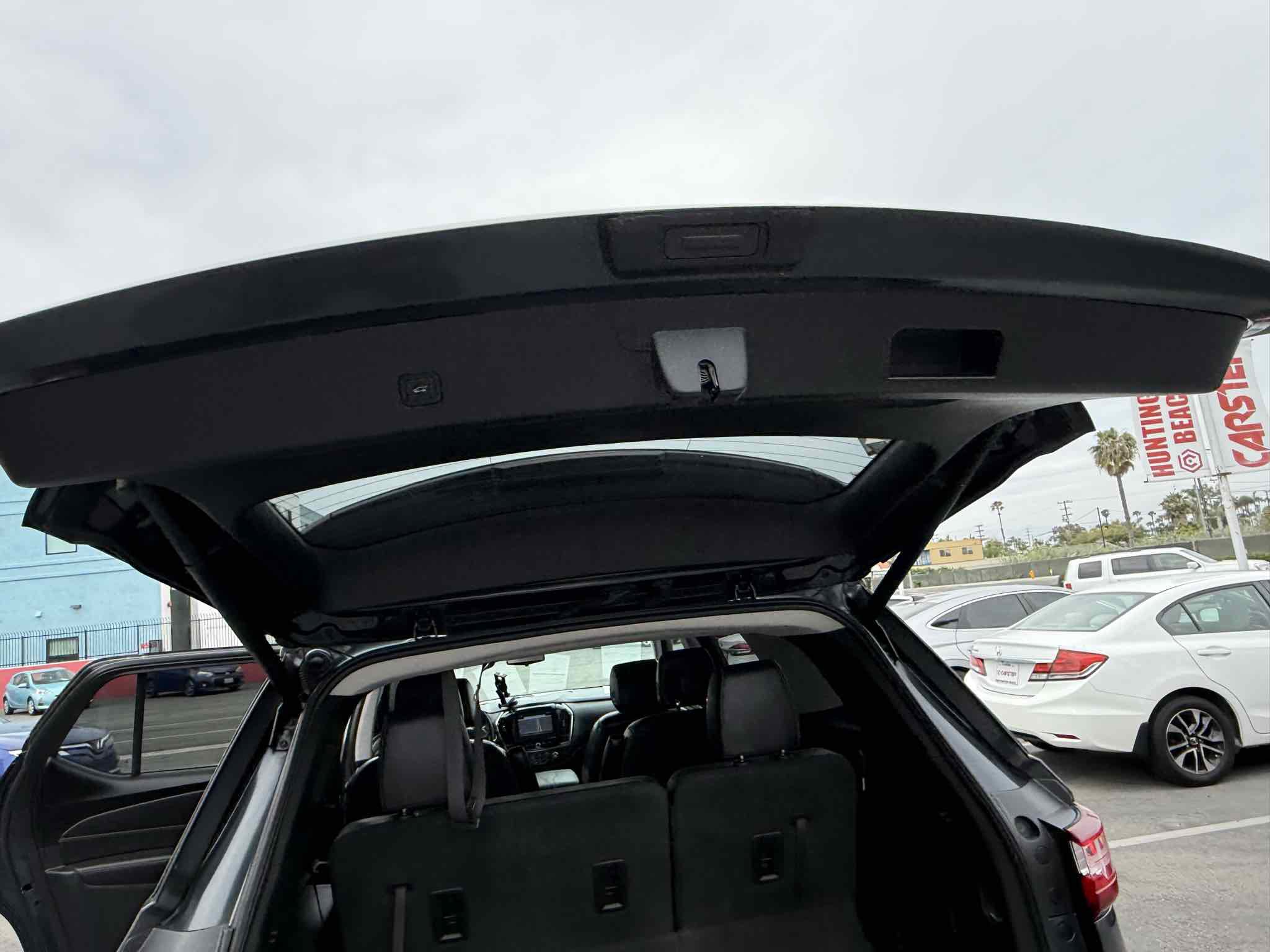 Used 2018 Chevrolet Traverse LT image 57