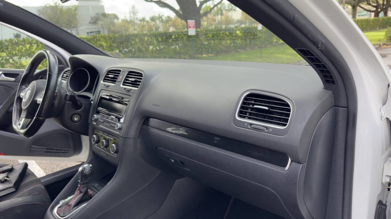 Used 2013 Volkswagen Golf 4-Door image 37