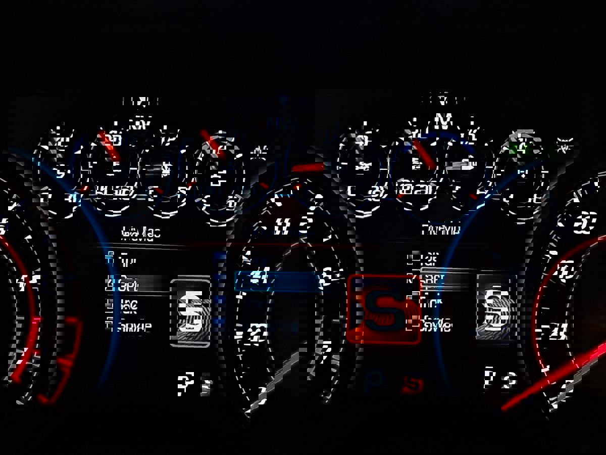 Used 2017 Chevrolet Camaro SS image 13