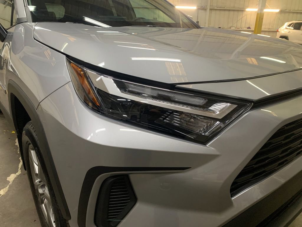 Used 2024 Toyota RAV4 XLE w/ Convenience Package image 34