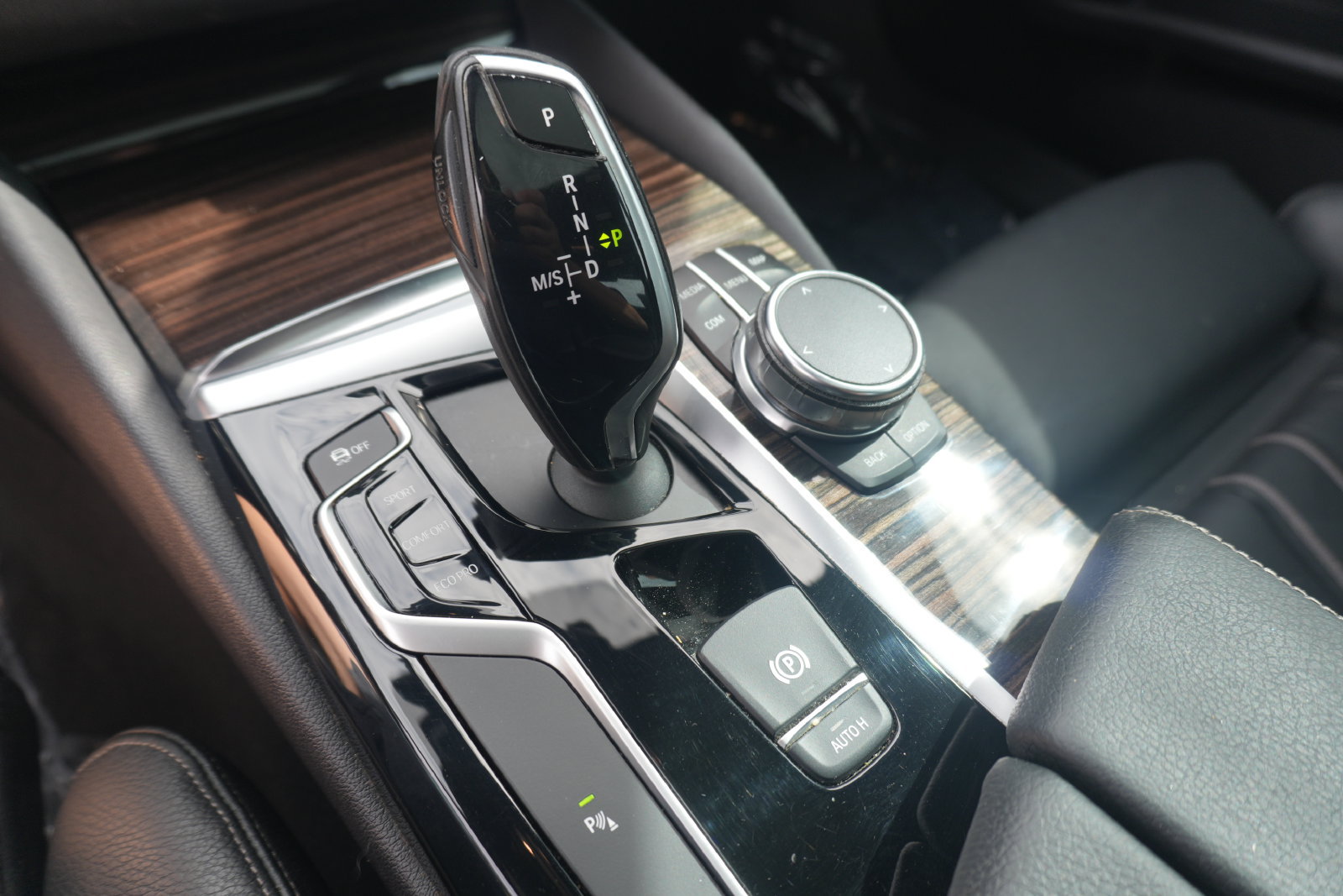 Used 2018 BMW 540i xDrive w/ Premium Package AWD/4WD image 29