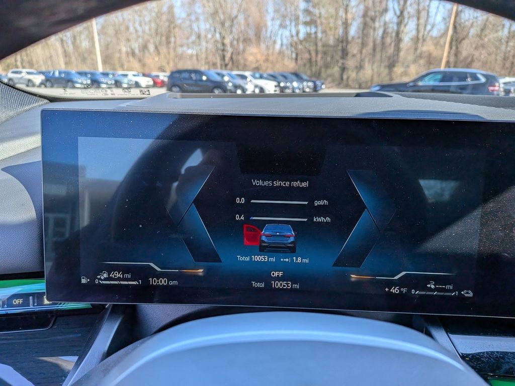 Used 2026 BMW 550e xDrive w/ Executive Package image 11