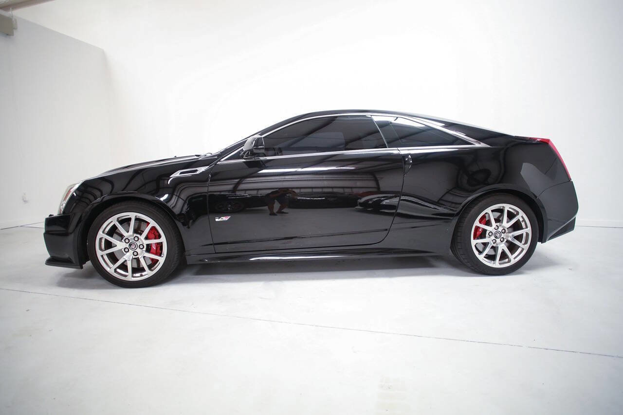 Used 2014 Cadillac CTS V RWD image 3