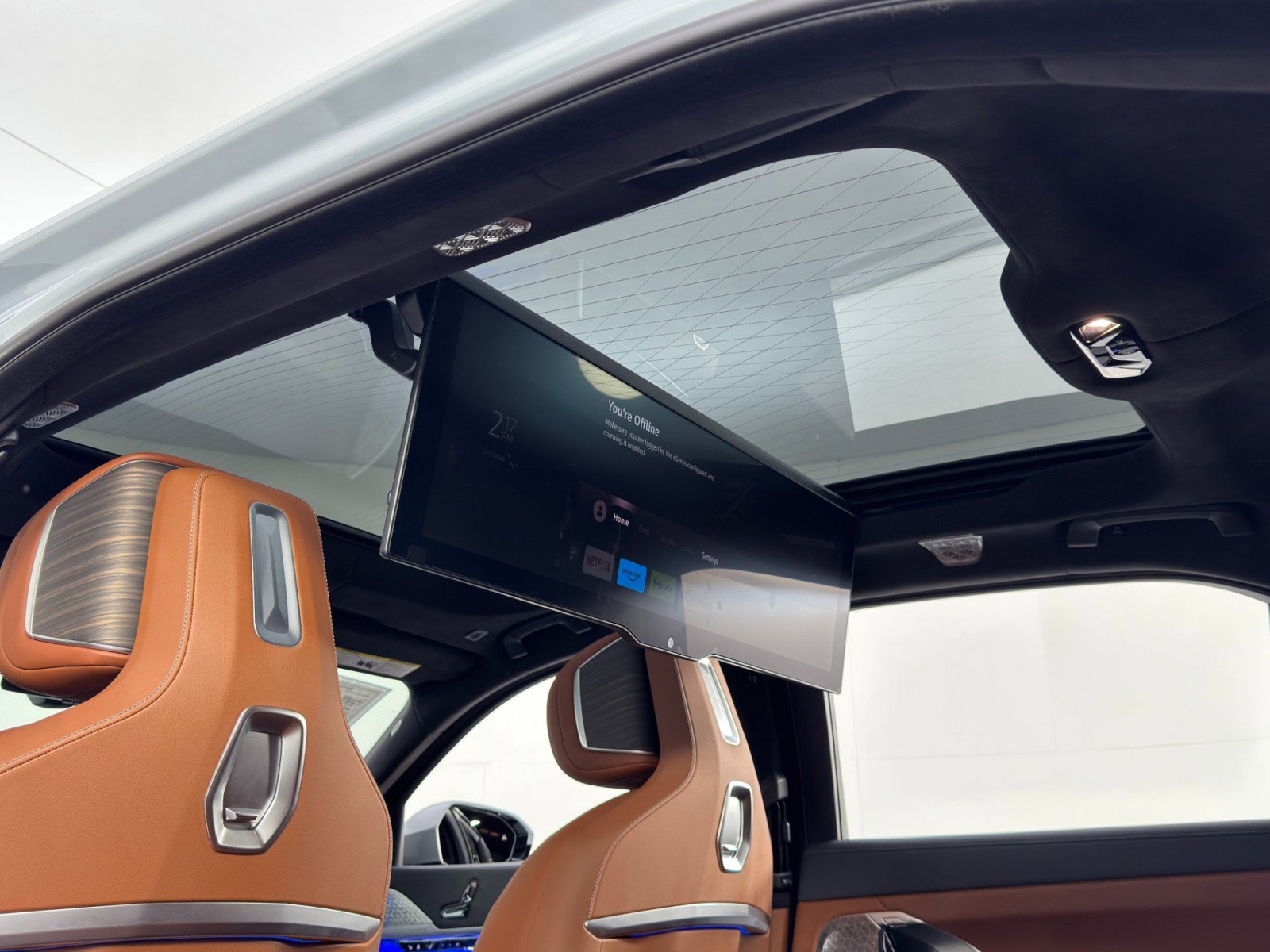 Used 2023 BMW i7 xDrive60 w/ Executive Package 2 image 43