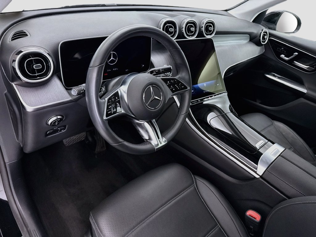 Certified 2026 Mercedes-Benz GLC 300 image 9